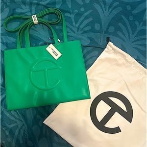 NWT Telfar 💚 Medium Greenscreen Shopping Bag 👜